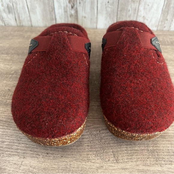 Earth Origins Women’s Felt Wool Clogs Size 5 - Picture 2 of 5